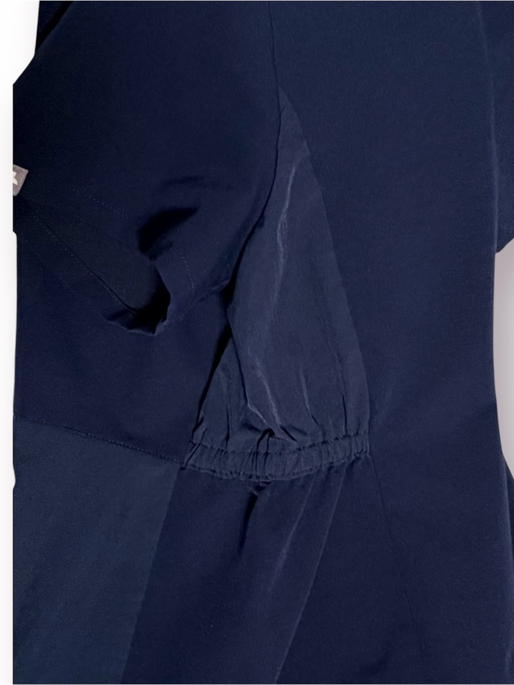 FIGS Maternity Octavia Navy Scrub Top - Picture 7 of 8